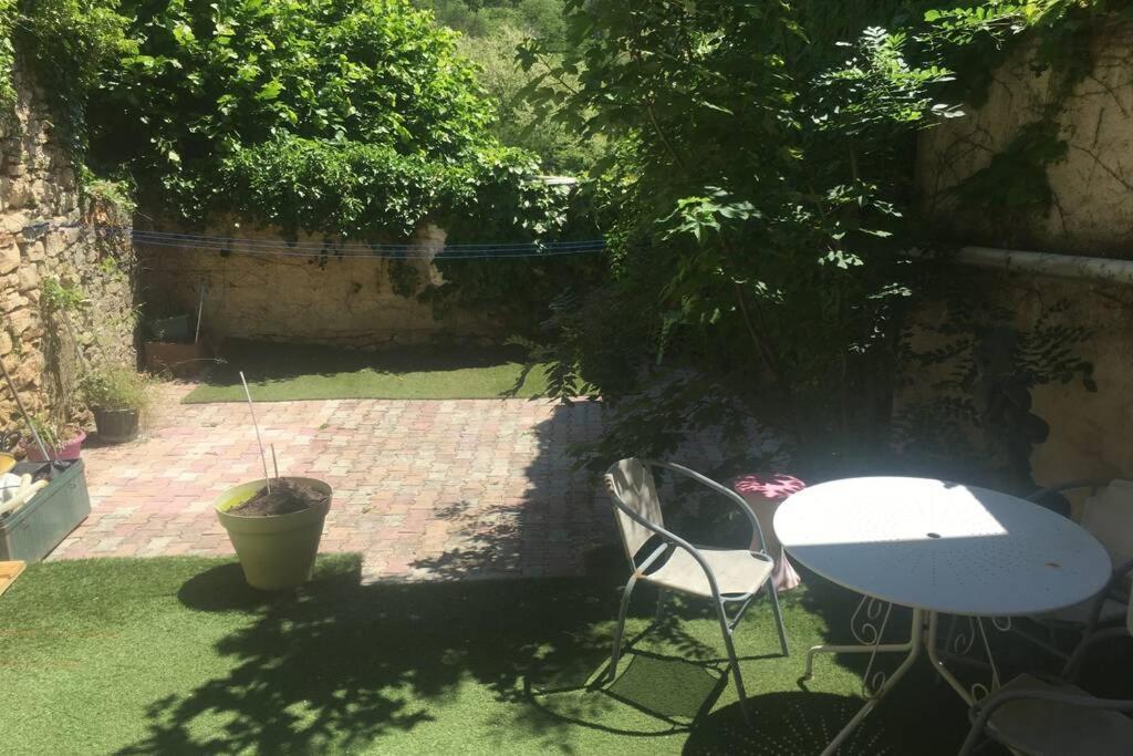 Maison Du Mont July *